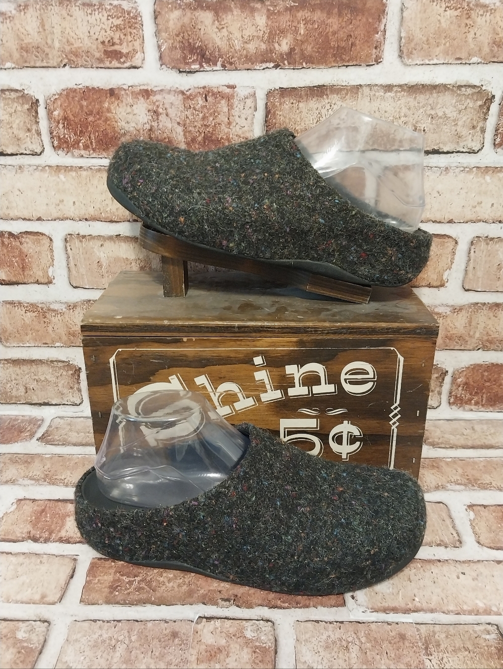 Pre-owned Fitflop Shuv Wool Clogs